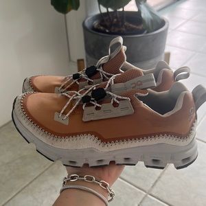 OC CLOUDAWAY SNEAKERS